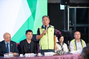 E5E05B5F-82FB-4AD2-947B-38C7ADAFC91A